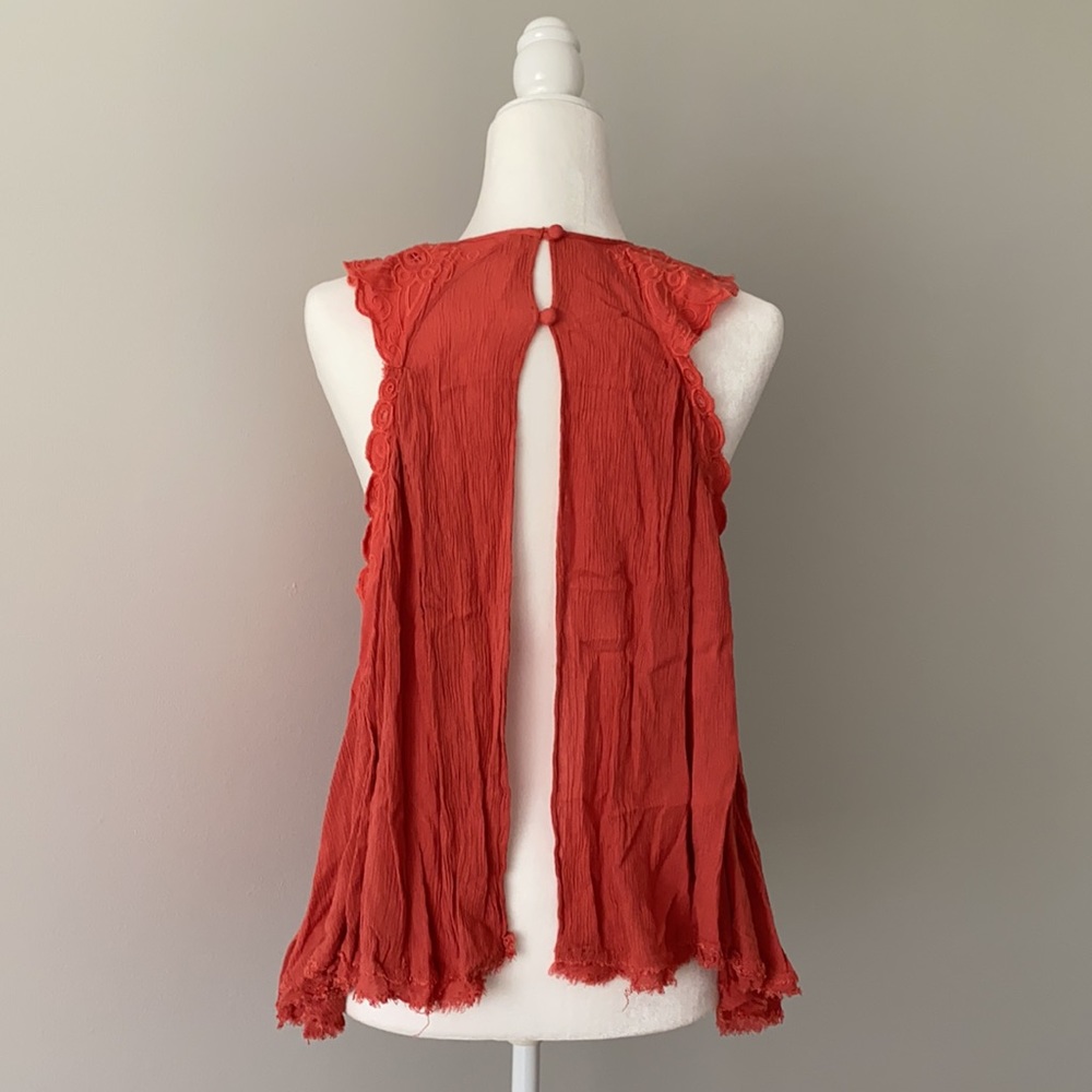Flowy top - Picture 2 of 6